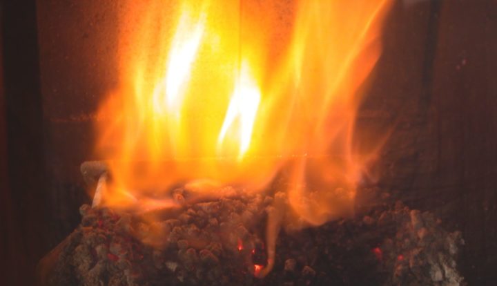 Prévente exceptionnelle des abonnements à l'application de réglage des  poêles à granulés N2Air jusqu'au 28 juin 2023 – Chauffage bois aujourd'hui  : Magazine professionnel du chauffage domestique au bois